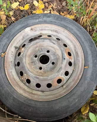 Cerchio in ferro 14" (attacco Fiat)