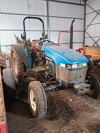 NEW HOLLAND TN55 - 55 CV - 2RM - CAMBIO MANUALE