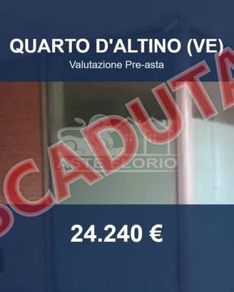 Immobile in asta di 79 m² con più di 5 locali a Qu