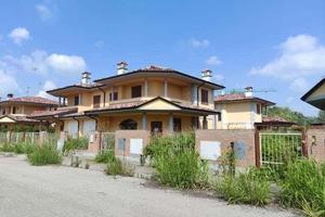 RGE 389/2022 Trib Pavia - LOTTO 4