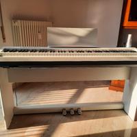 pianoforte Roland FP 30 