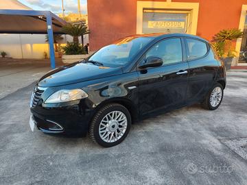 Lancia Ypsilon 1.3 MJT 16V 95 CV 5 porte S&S Plati