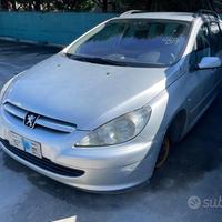 Ricambi usati per Peugeot 307 2.0HDI 2003