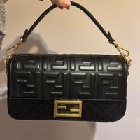 Fendi baguette nera
