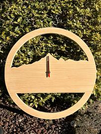 Orologio Monviso in legno fatto a mano 