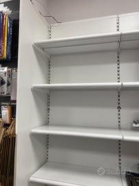 Arredo ZAF bianco completo di piani