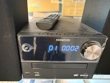 Impianto radio con cd e bluetooth