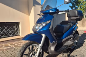 Beverly 250
