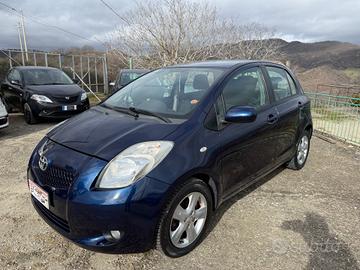 Toyota Yaris 1.3 5 porte Sol