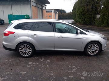 FORD Focus 3ª serie - 2011