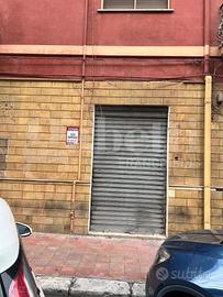 Negozio Taranto [Cod. rif 3278839ACG] (Tamburi)