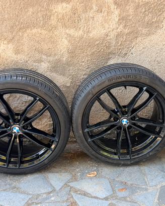 Cerchi BMW 19” neri.