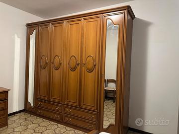 Camera da letto matrimoniale stile classico