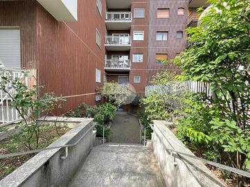2 LOCALI A MILANO