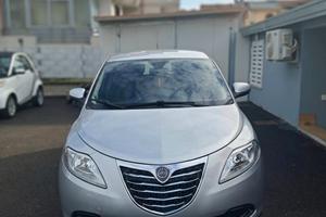 Lancia Ypsilon 1.2 69 CV 5 porte GPL Ecochic Silve