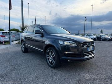 AUDI Q7 3.0 TDI 233CV quattro tiptronic