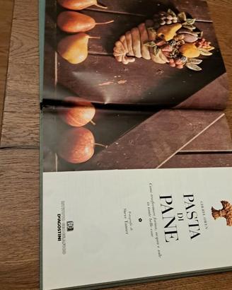 Libro pasta di pane