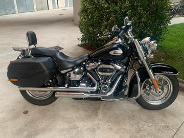 Harley softail heritage classic 114