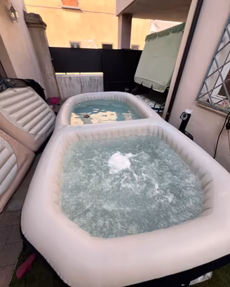Piacina idromassaggio gonfiabile