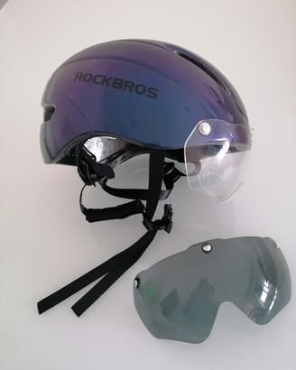Casco bicicletta con visiera magnetica