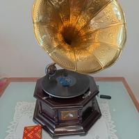 Grammofono vintage esagonale 