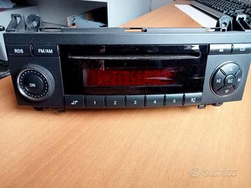 Auto radio Mercedes classe A.  w169