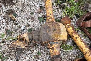 Assale dumper più vari pezzi