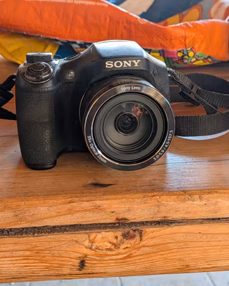 Sony Cyber-shot DSC-H300