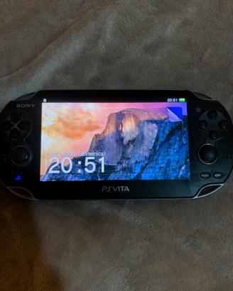 PlayStation Vita in buone condizioni!