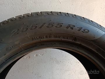 4 gomme 255 55 19 111V pirelli