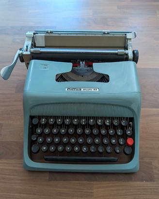 Olivetti studio 44