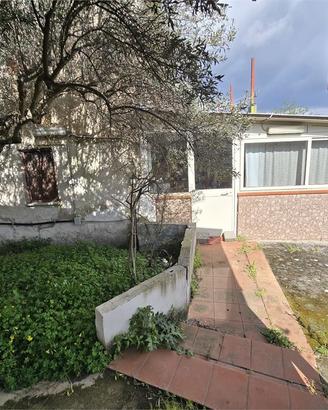 MONREALE: VILLETTA CON AMPIO SPAZIO ESTERNO