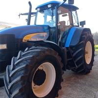 Trattore New Holland TM190