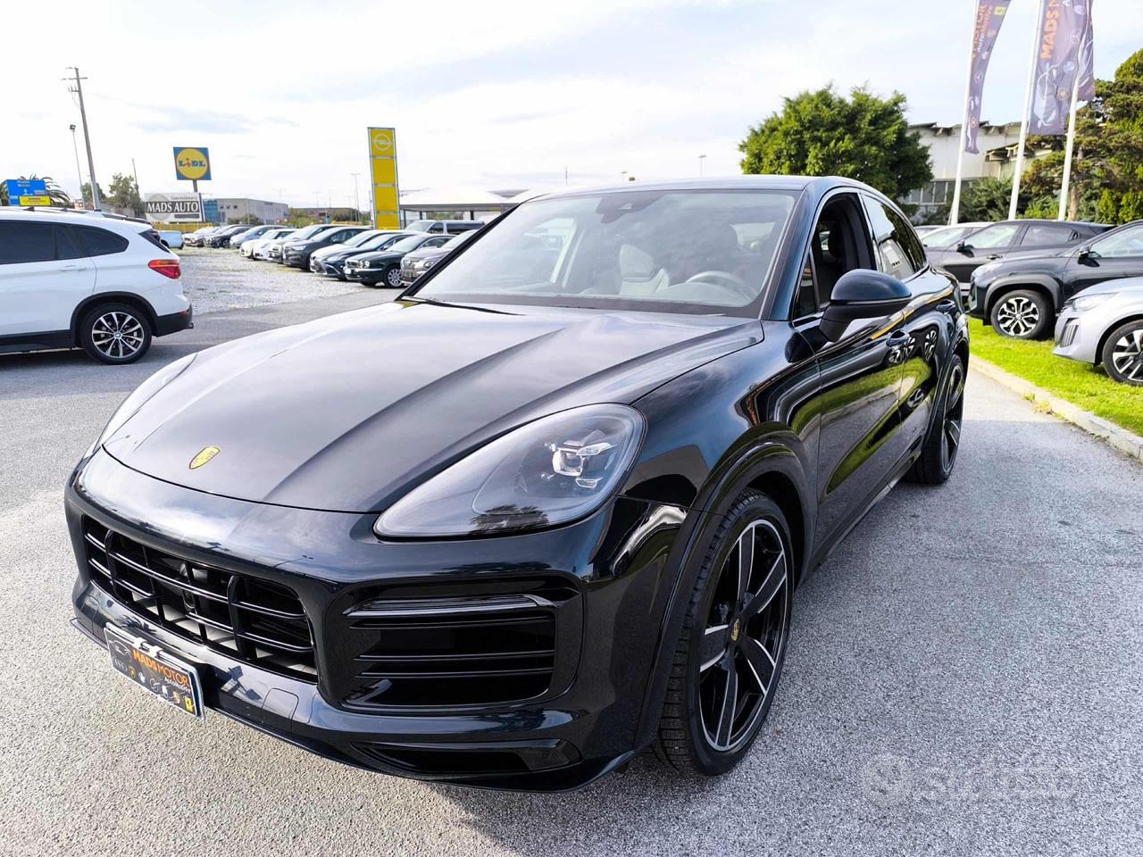 Porsche Cayenne 2021 photo 2