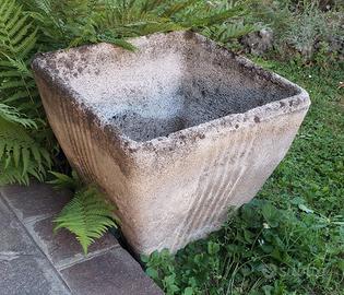 2 Vasi da giardino grandi in graniglia di pietra