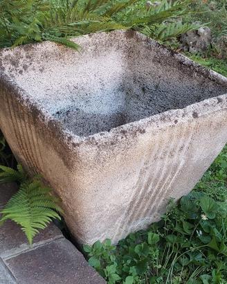 2 Vasi da giardino grandi in graniglia di pietra