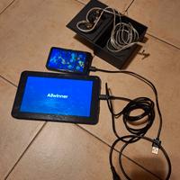 Tablet, lettore mp3 e auricolari