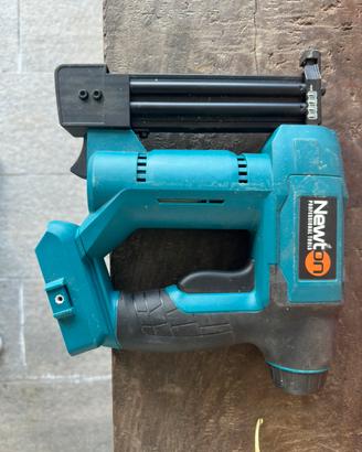 Sparachiodi / graffettatrice