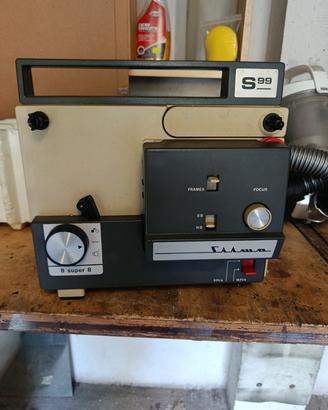 proiettori super8 e registratori vintage 
