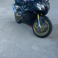 Aprilia rsv1000 rr