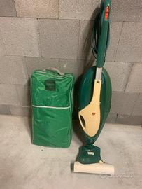 Folletto vorwerk VK 136 con vari accessori 