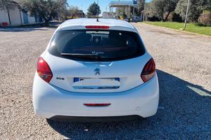 Peugeot 208 hdi 1.4 allure