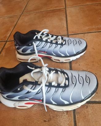 Scarpe taglia 42