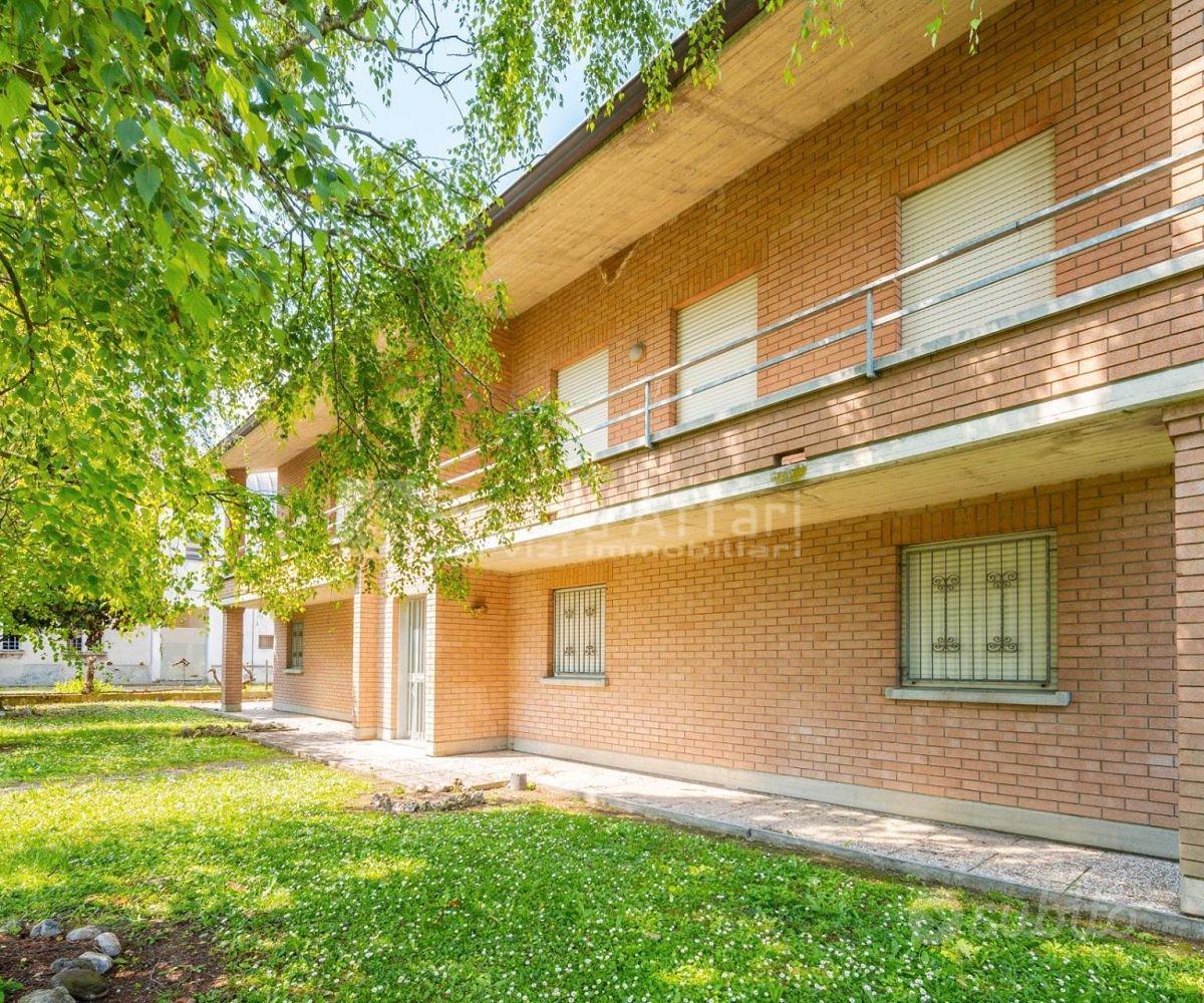 House in Reggio Emilia, San Giacomo esterna - Vista 3