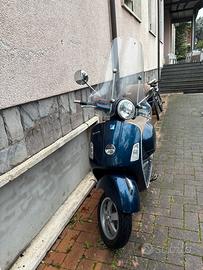 Vespa Piaggio 250 ie