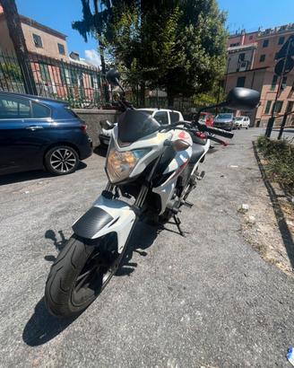 Honda CB500F (2013) A2  -  scarico akrapovic