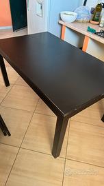 Tavolo nero allungabile per 6/8 persone