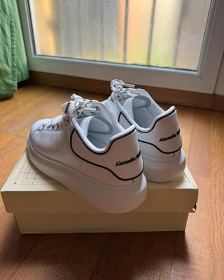 Alexander McQueen taglia 43