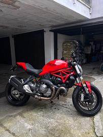 Ducati monster 821 A2