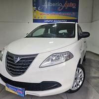 LANCIA Ypsilon 1.2 69 CV 5 porte Silver